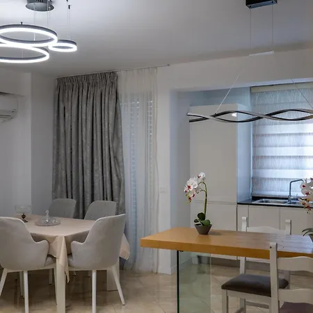 Krista Apartment Sarande